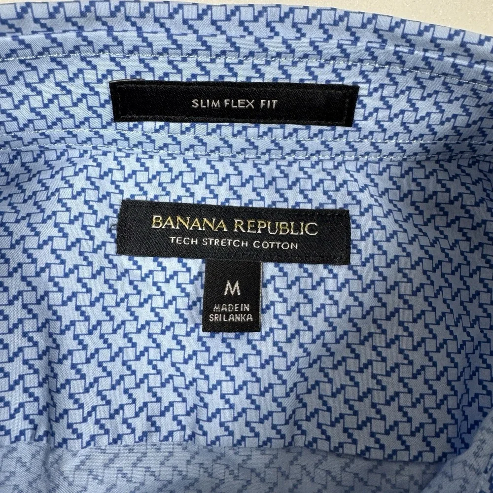 Banana Republic Men M Blue Geometric Print Tech Stretch Slim Flex Fit Shirt